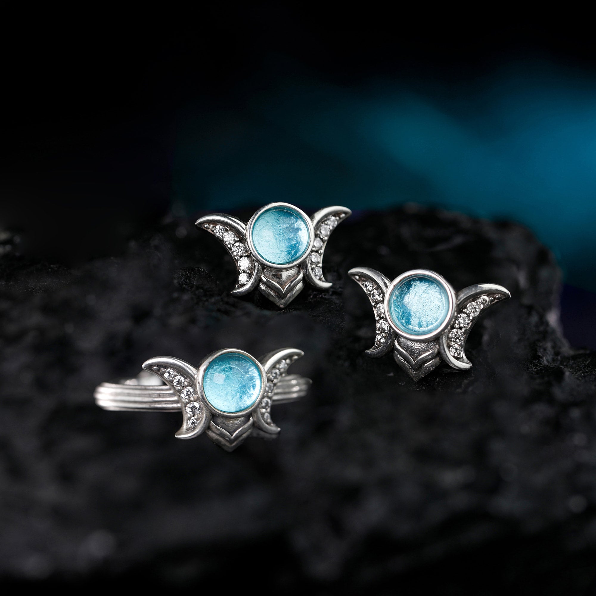 Moon Crown Ring