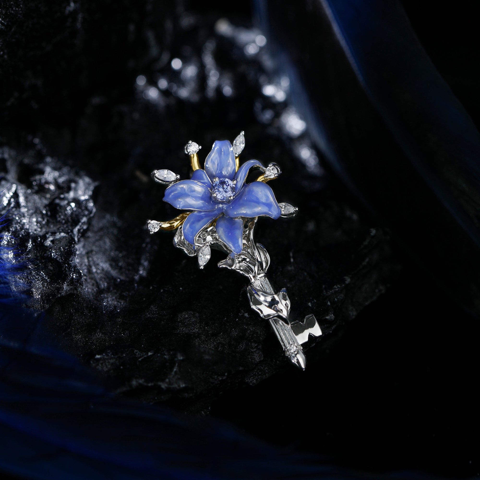 Hierophant Lily Pendant